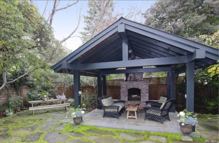 Μπείτε στο σπίτι του Mr Facebook