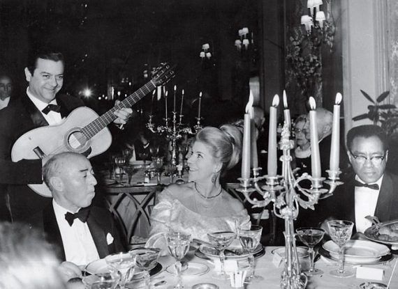 Τα αθηναϊκά ρεβεγιόν που έγραψαν ιστορία