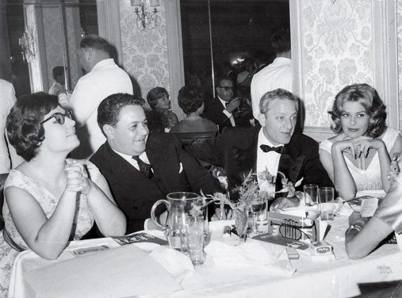 Τα αθηναϊκά ρεβεγιόν που έγραψαν ιστορία