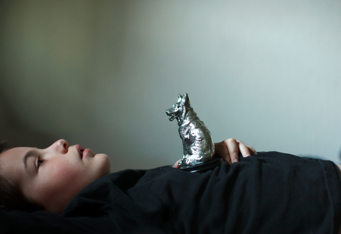 Η ΦΩΤΟΓΡΑΦΙΚΗ ΣΥΝΟΜΙΛΙΑ ΕΝΟΣ ΠΑΤΕΡΑ ΜΕ ΤΟΝ ΑΥΤΙΣΤΙΚΟ ΓΙΟ ΤΟΥ