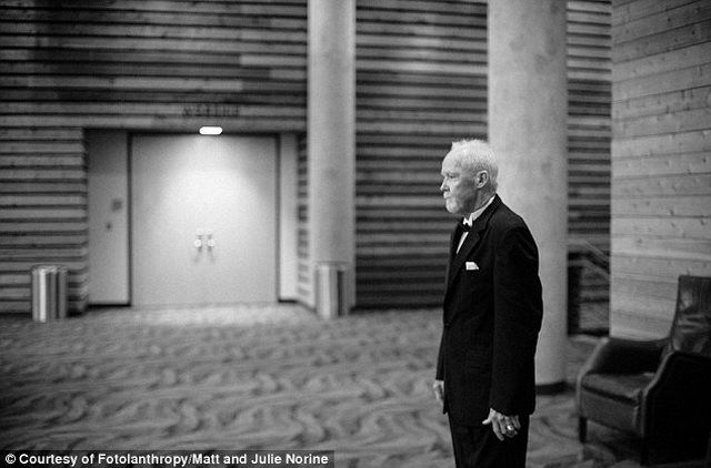 Το δώρο του ετοιμοθάνατου πατέρα στις κόρες του!