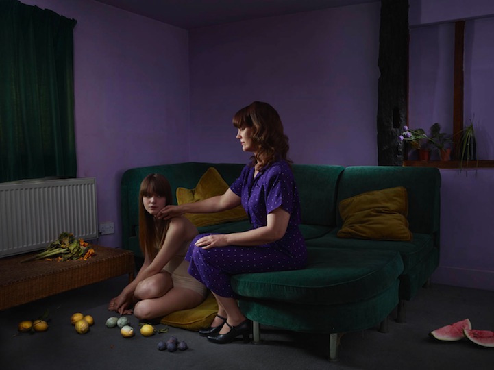 Πορτρέτα Αποκαλύπτουν την πολύπλοκη σχέση μεταξύ μητέρας και κόρης
