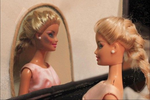Όταν δάκρυσε η Barbie – Μία κακοποιημένη γυναίκα εξομολογείται