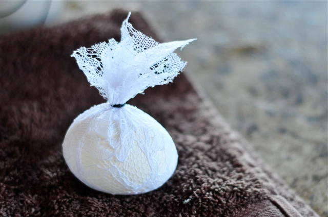 Πασχαλινά δαντελένια αβγά….