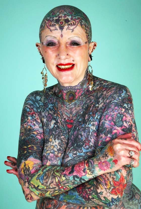 Η γυναίκα με τα περισσότερα τατουάζ στον κόσμο!