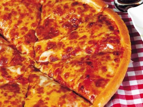 Αφρατη Πίτσα ολοιδια με pizza hut Αφρατη Πίτσα ολοιδια με pizza hut
