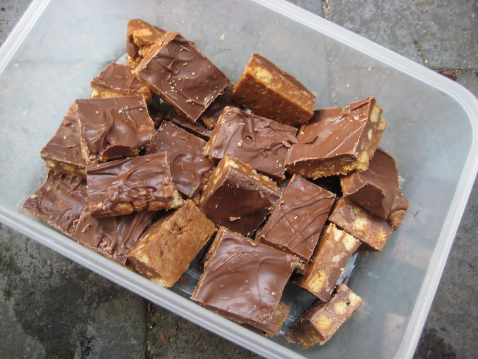 Λαχταριστο  γλυκακι  ψυγείου με σοκολάτα Mars ,ετοιμο σε 20 λεπτα!