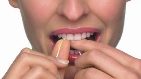 Οι 9 ασυνήθιστες χρήσεις του οδοντικού νήματος στο σπίτι που δεν γνωρίζατε