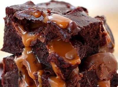 Φτιάξε μόνη σου πεντανόστιμα Brownies καραμέλας!