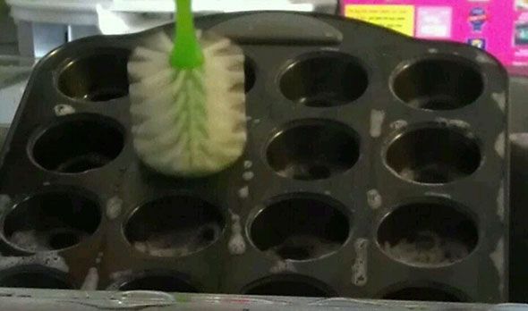 Ετσι θα καθαρισετε τα ΠΑΝΤΑ στη κουζινα!