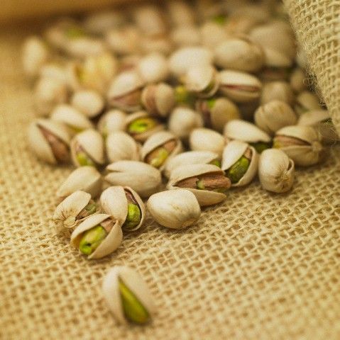 Τα 5 σνακ που μπορείτε να φάτε το βράδυ και δεν παχαίνουν