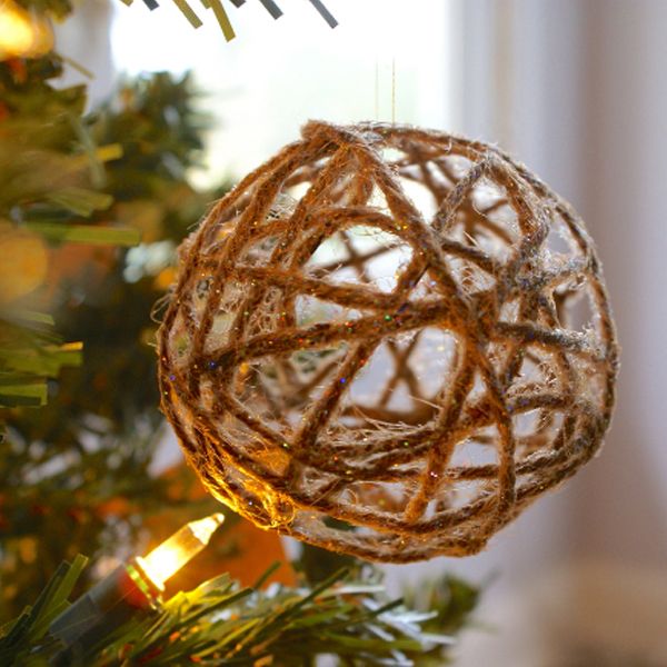 Χριστουγεννιατικα στολιδια απο σπαγκο!