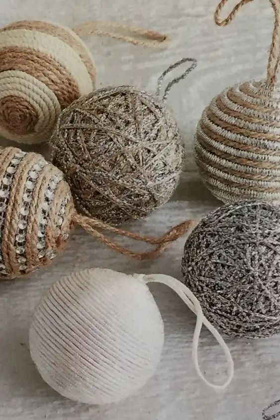 Χριστουγεννιατικα στολιδια απο σπαγκο!