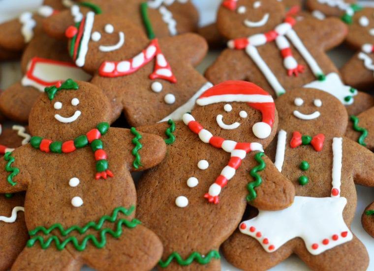 Gingerbread : Η ζύμη για μπισκότα & Χριστουγεννιάτικα σπιτάκια