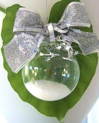 διαφανής-μπάλα-με-χιόνι- διαφανής-μπάλα-με-χιόνι-