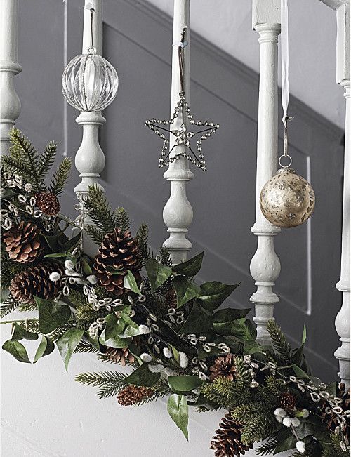 50 Προτάσεις για διακόσμηση Χριστουγεννιάτικης σκάλας