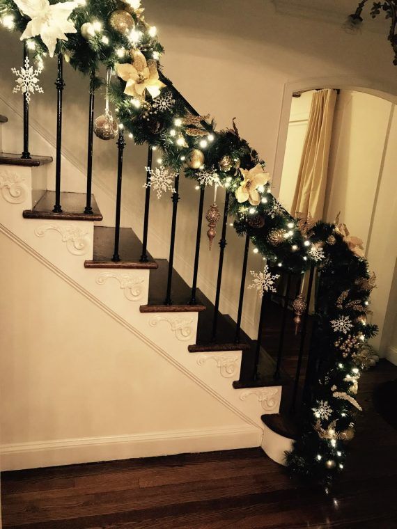 50 Προτάσεις για διακόσμηση Χριστουγεννιάτικης σκάλας
