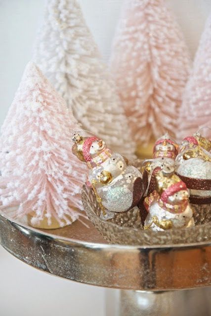 ροζ-χριστουγεννιάτικα-δεντράκια-