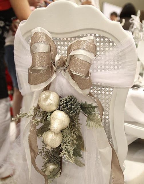 Στολίστε τις καρέκλες της τραπεζαρίας σας για τα Χριστουγεννα!Ιδεες που θα σας ξετρελανουν