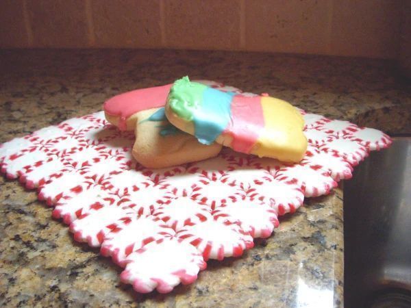 χριστουγεννιάτικη-πιατέλα-από-καραμέλες