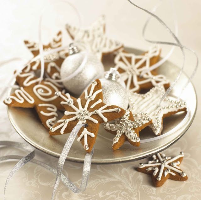 Χριστουγεννιάτικα-μπισκότα-στολίδια-