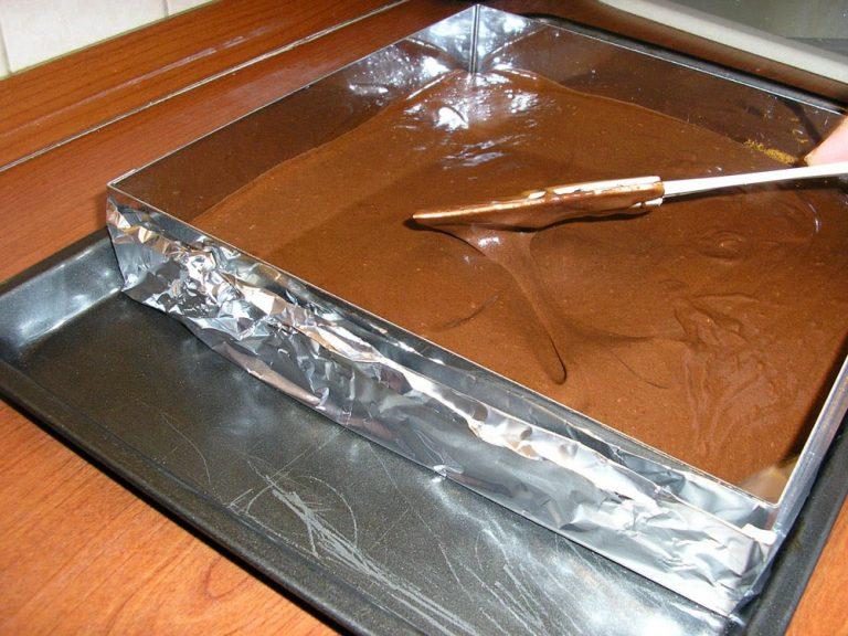 μίγμα-για-σοκολατένια-brownies-σε-ταψί-