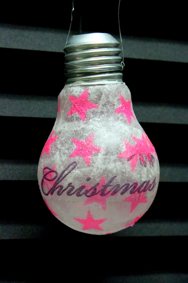 homemade-christmas-ornament-repurposed-light-bulb