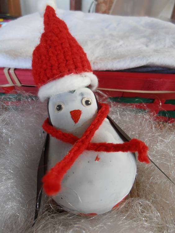 light-bulb-christmas-tree-ornament-penguin-red-hat