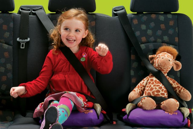 Οδηγιες για την ασφαλη μεταφορα παιδιων σε αυτοκινητο