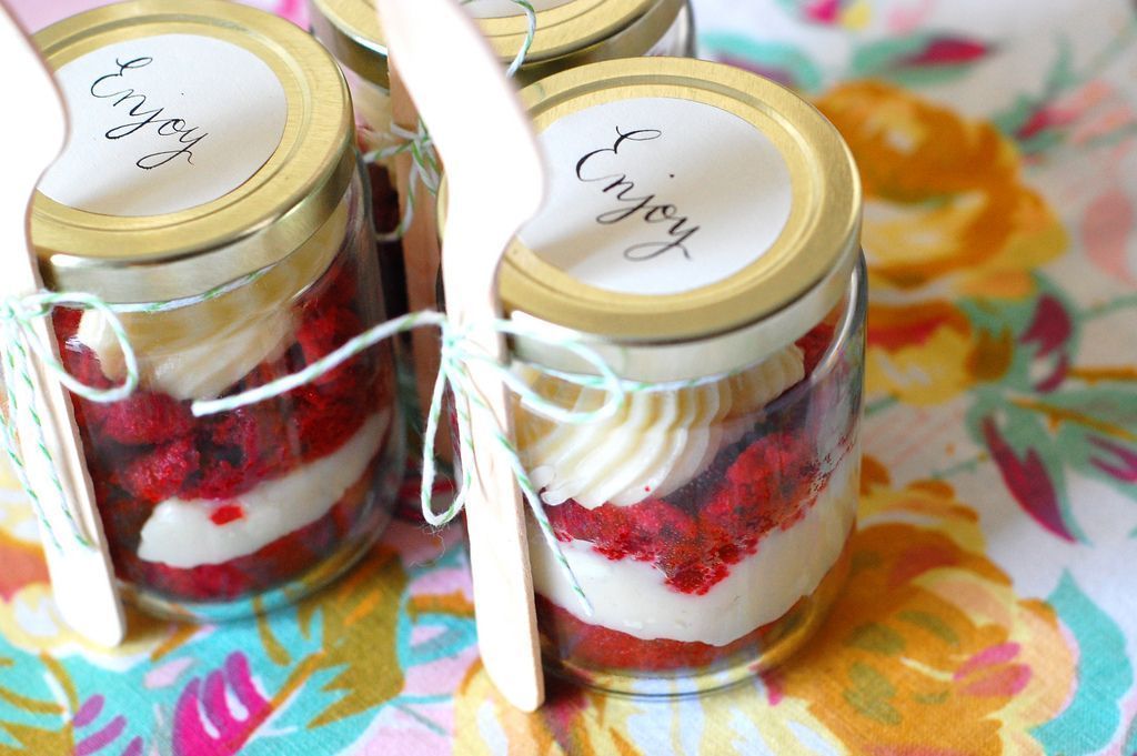 red velvet in a jar