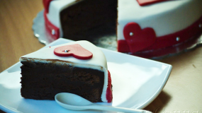 Πώς καλύπτουμε cake-βασιλοπιτα με ζαχαρόπαστα Βήμα - Βήμα (εικονες)