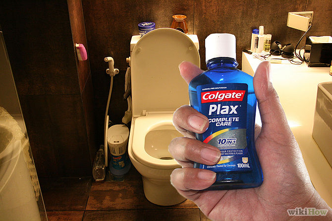 Το ξέρατε ότι με το στοματικό διάλυμα μπορείτε να καθαρίσετε τη λεκάνη της τουαλέτας;Δειτε και αλλες 7 χρησεις που θα σας ενθουσιασουν