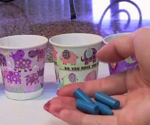 Λιωνει κηρομπογιες και κανει την πιο εξυπνη κατασκευη!