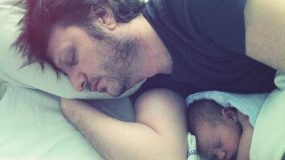 Ύπνος με τα παιδιά...Ένας μπαμπάς εξομολογείτε