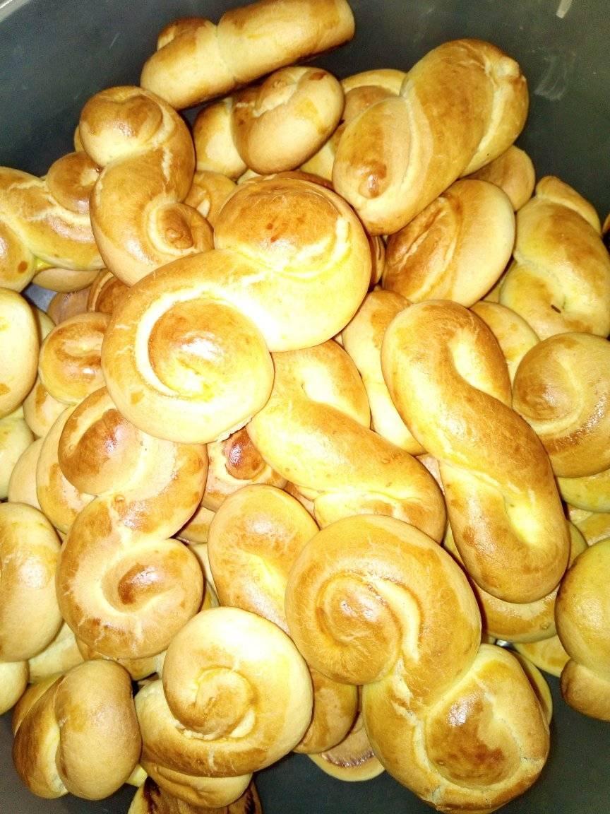 Πασχαλινά κουλουράκια της Βεφας