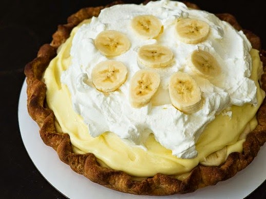 Γέμιση για τούρτα με γεύση μπανάνα μόνο με πέντε υλικά!