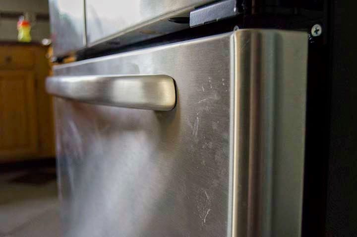 Πως να κάνετε τις inox επιφανειες να λάμπουν!