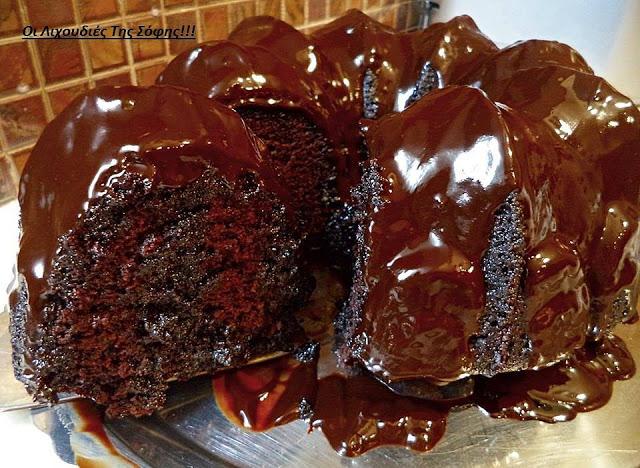 Νηστίσιμο σοκολατένιο σιροπιαστό κέικ με επικάλυψη μερέντας απο τη Σοφη Τσιώπου!