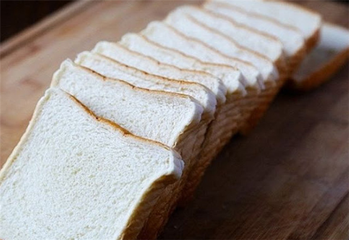 Τι μπορείτε να καθαρίσετε με το ψωμι του τοστ?