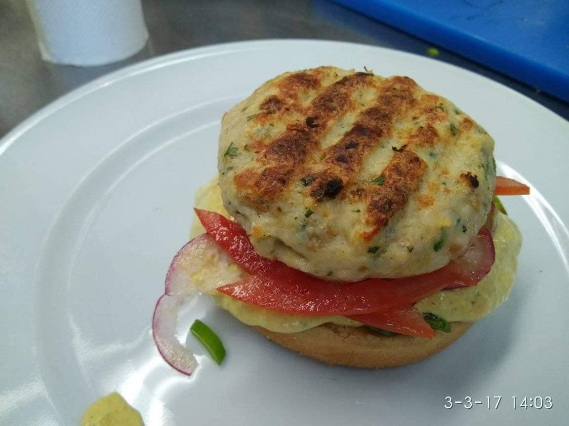 μπιφτέκια με τόνο - τονομπιφτέκια