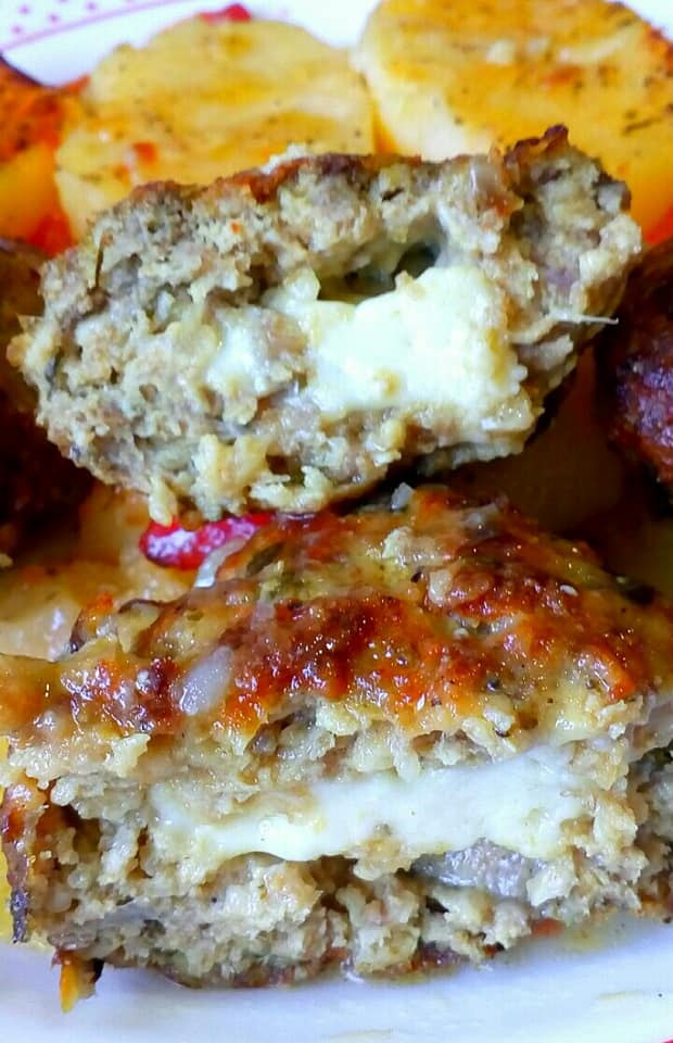 μπιφτέκια γεμιστά