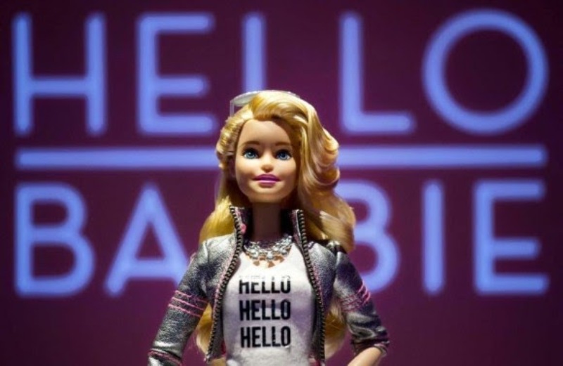 Σοκαριστικό: Hello barbie,η κούκλα που κατασκοπεύει τα παιδιά