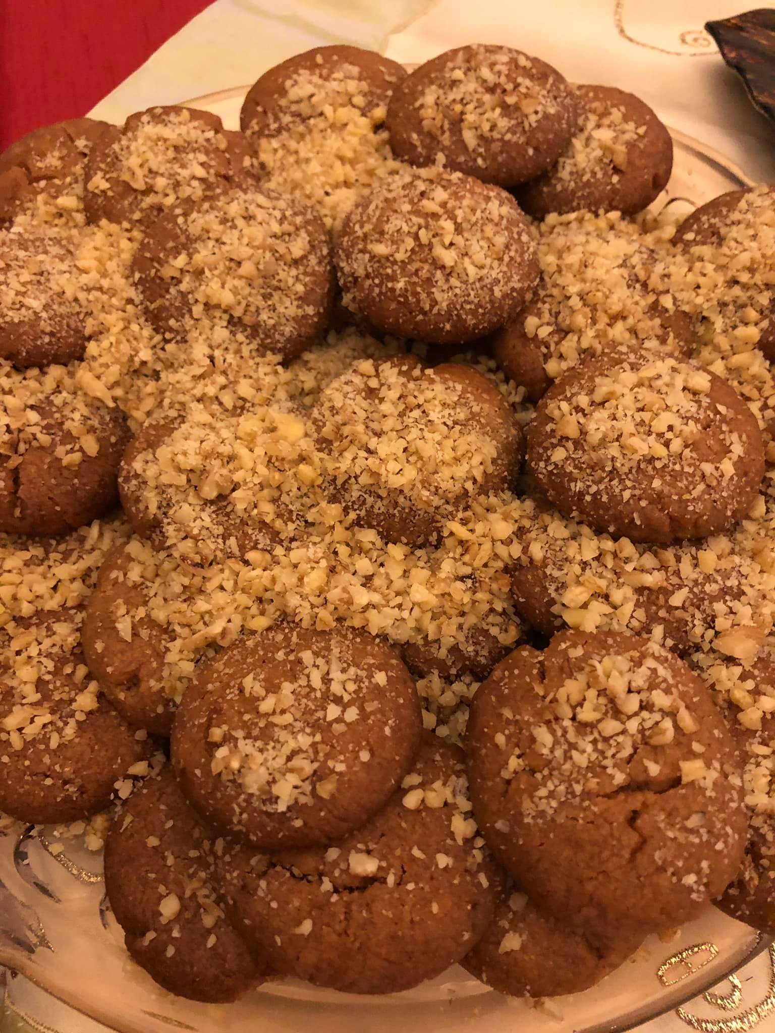 Τα μελομακάρονα του Άκη Πετρετζίκη! Τα καλύτερα μελομακάρονα που φάγατε ποτέ!