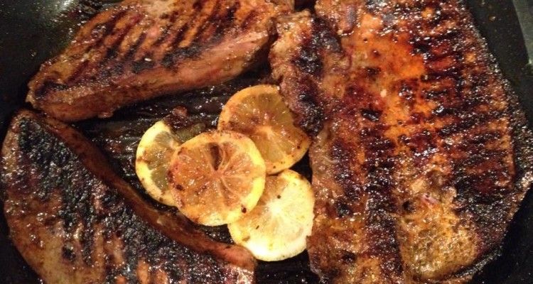 sikoti-marinarismeno-sto-gala