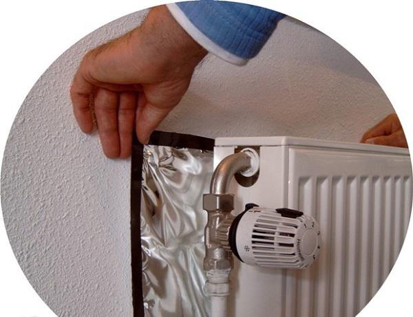 Το κόλπο για να ζεσταίνει το καλοριφέρ σας διπλά! θα γλιτώσετε πολλά χρηματα