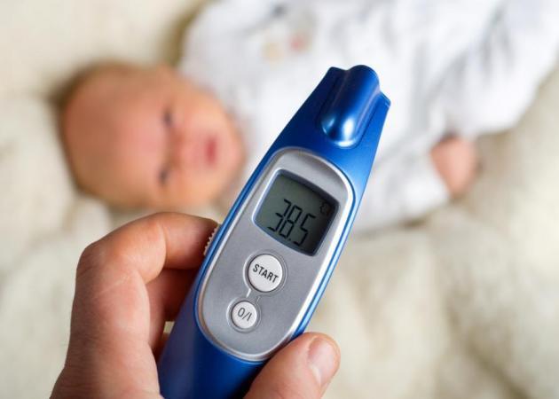 Πυρετός: Πώς πρέπει να μετράς τη θερμοκρασία του παιδιού;