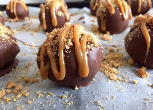 Υπέροχα Τρουφάκια banoffee Υπέροχα Τρουφάκια banoffee