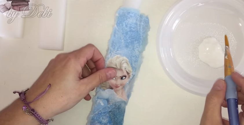 Φτιαξτε πανεύκολα πασχαλινές λαμπάδες frozen