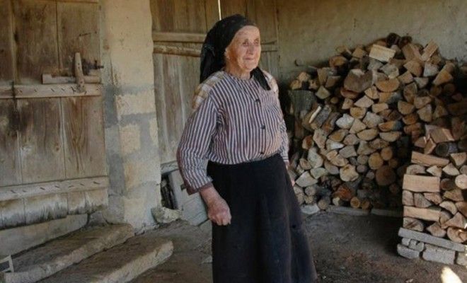 Τα 8 ψέματα της πάμφτωχης μάνας μου. Είναι αδύνατον να μην δακρύσετε…