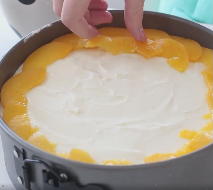 Πως να φτιάξεις cheesecake ροδάκινο σε σχήμα τριαντάφυλλο!